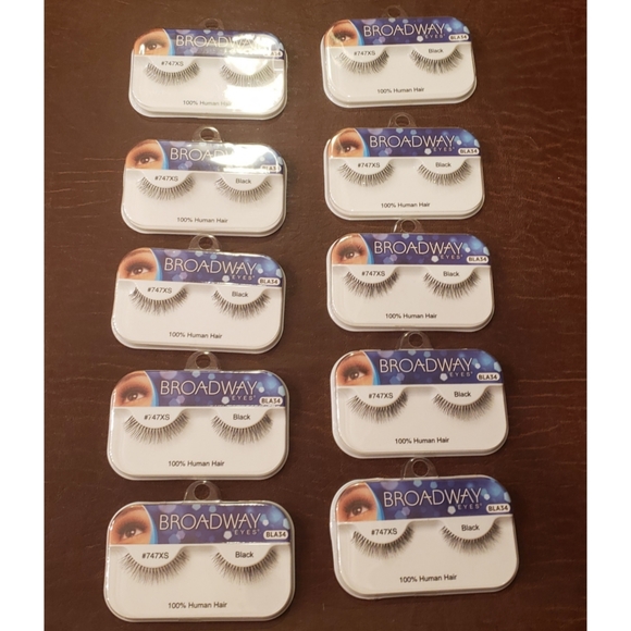 NWOT Human Hair Eyelash Strips